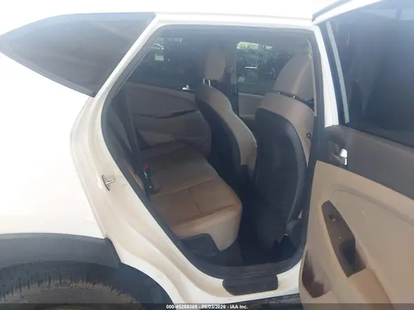 KM8J2CA43KU970305 2019 HYUNDAI TUCSON - Image 8