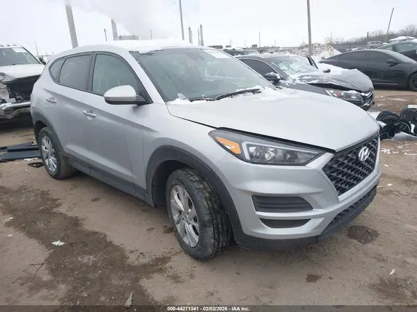KM8J2CA43KU980140 2019 HYUNDAI TUCSON - Image 1