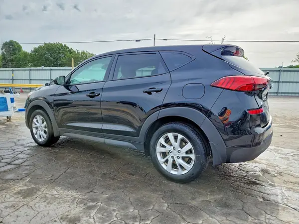 KM8J2CA43KU999819 2019 HYUNDAI TUCSON - Image 2