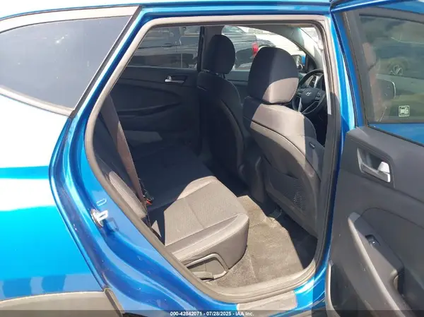 KM8J2CA43LU086592 2020 HYUNDAI TUCSON - Image 8
