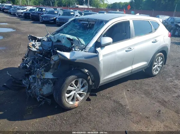KM8J2CA43LU114214 2020 HYUNDAI TUCSON - Image 2