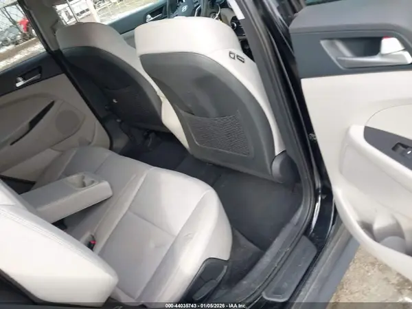 KM8J2CA43LU161419 2020 HYUNDAI TUCSON - Image 8