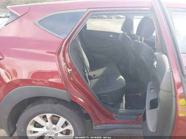 KM8J2CA43LU191102 2020 HYUNDAI TUCSON - Image 8