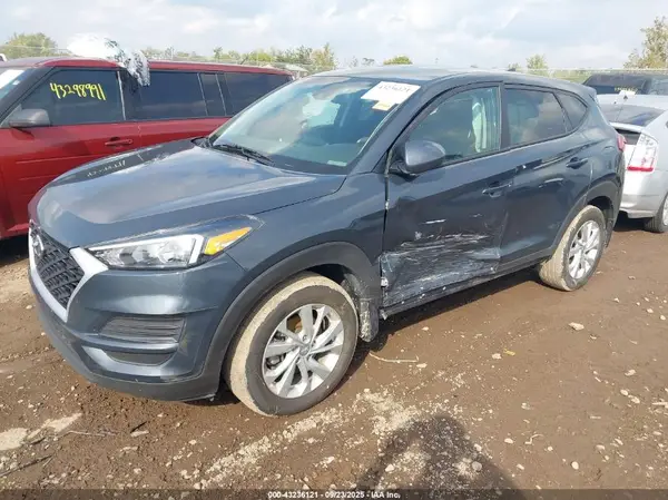KM8J2CA43LU226799 2020 HYUNDAI TUCSON - Image 2