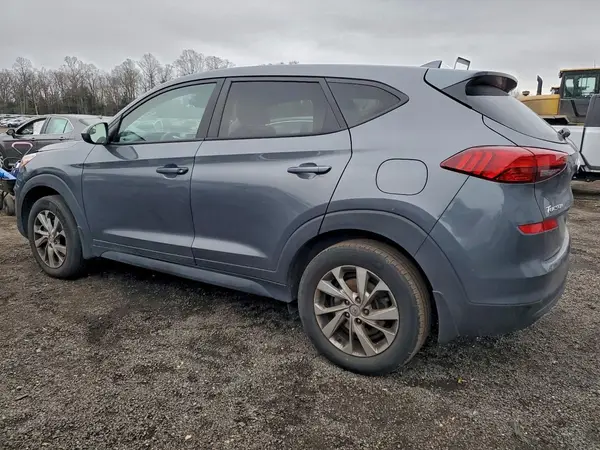 KM8J2CA43MU311952 2021 HYUNDAI TUCSON - Image 2