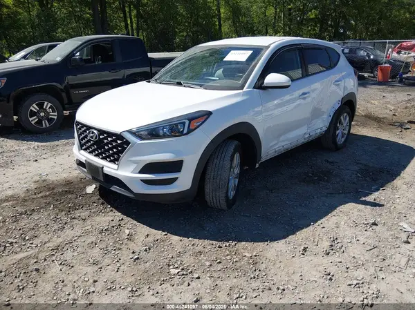 KM8J2CA43MU366692 2021 HYUNDAI TUCSON - Image 2