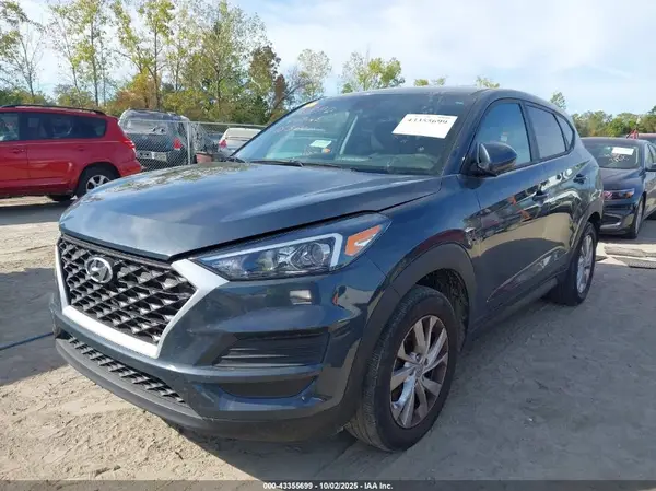 KM8J2CA43MU386215 2021 HYUNDAI TUCSON - Image 2