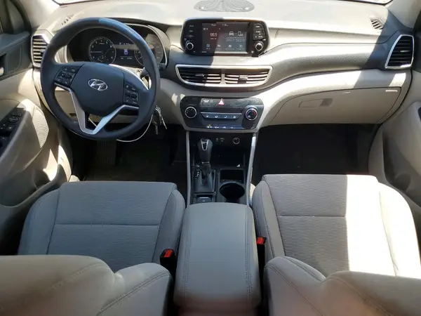 KM8J2CA43MU390958 2021 HYUNDAI TUCSON - Image 8