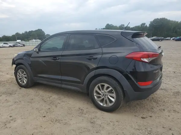 KM8J2CA44JU627257 2018 HYUNDAI TUCSON - Image 2