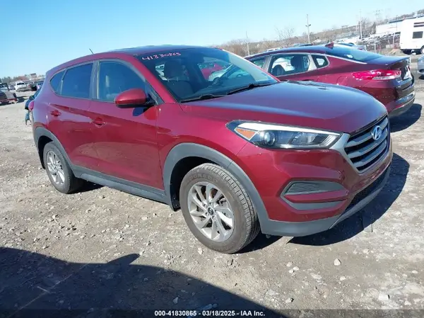 KM8J2CA44JU631308 2018 HYUNDAI TUCSON - Image 1