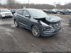 KM8J2CA44JU659061 2018 HYUNDAI TUCSON