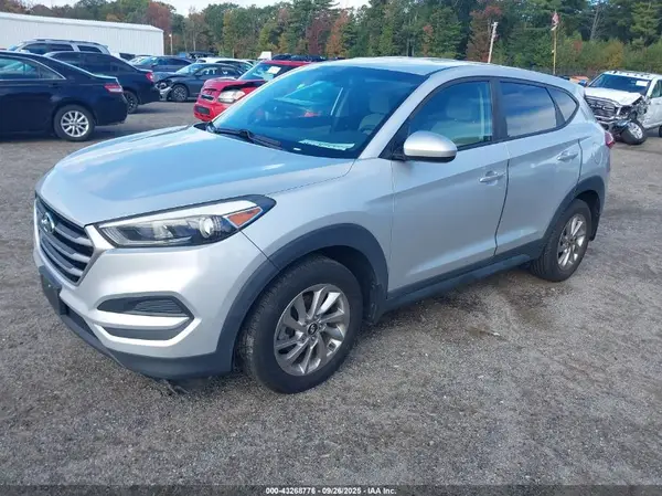 KM8J2CA44JU660291 2018 HYUNDAI TUCSON - Image 2