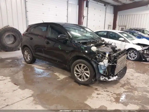 KM8J2CA44JU662588 2018 HYUNDAI TUCSON - Image 1