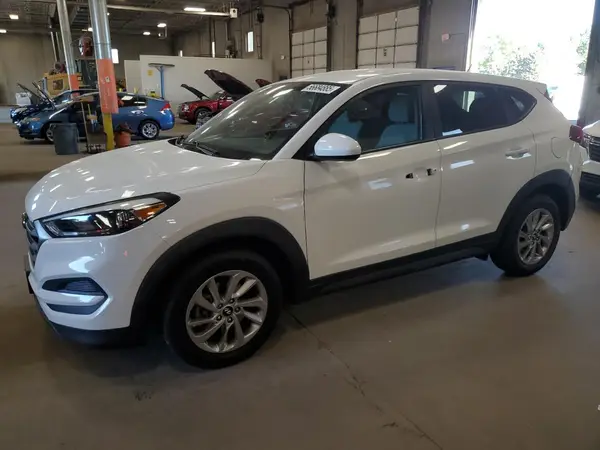KM8J2CA44JU707092 2018 HYUNDAI TUCSON - Image 1