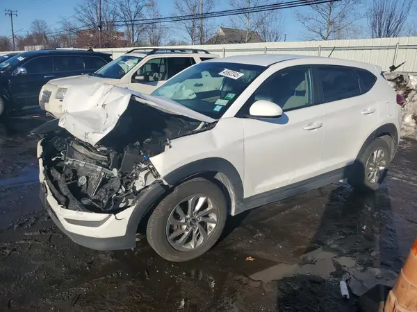 KM8J2CA44JU708176 2018 HYUNDAI TUCSON - Image 1