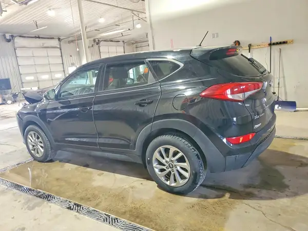 KM8J2CA44JU719162 2018 HYUNDAI TUCSON - Image 2