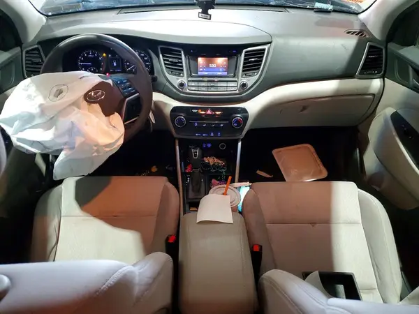 KM8J2CA44JU719162 2018 HYUNDAI TUCSON - Image 8