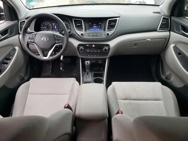 KM8J2CA44JU766661 2018 HYUNDAI TUCSON - Image 8