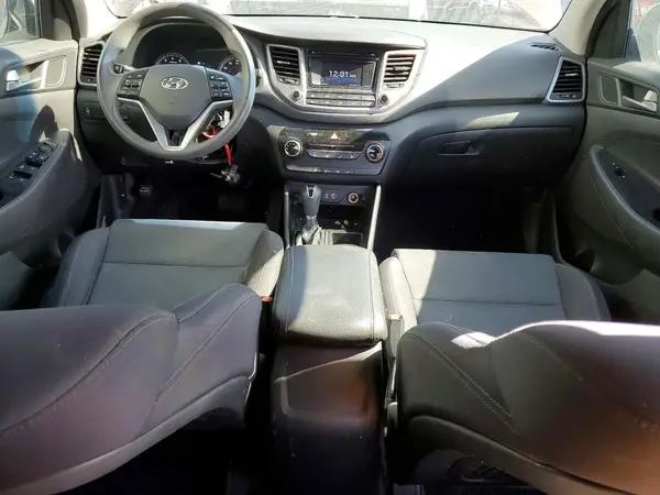 KM8J2CA44JU780883 2018 HYUNDAI TUCSON - Image 8