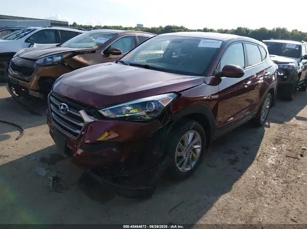 KM8J2CA44JU801859 2018 HYUNDAI TUCSON - Image 2