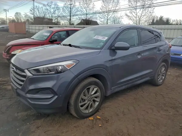 KM8J2CA44JU829371 2018 HYUNDAI TUCSON - Image 1
