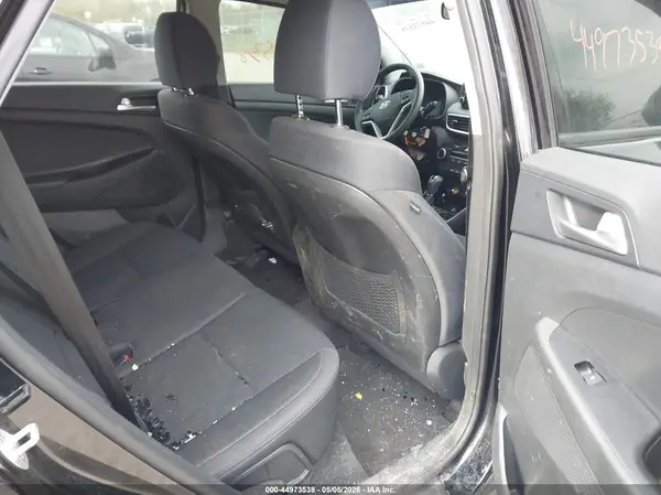KM8J2CA44KU014802 2019 HYUNDAI TUCSON - Image 8