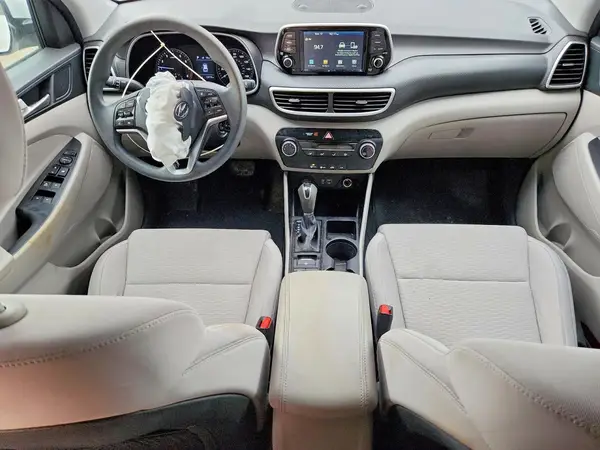 KM8J2CA44KU017652 2019 HYUNDAI TUCSON - Image 8