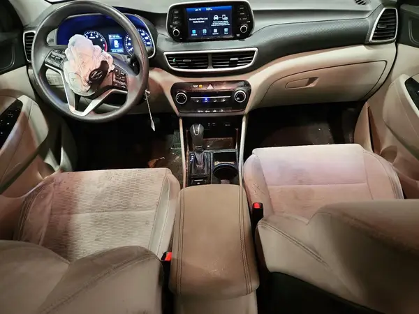 KM8J2CA44KU840355 2019 HYUNDAI TUCSON - Image 8