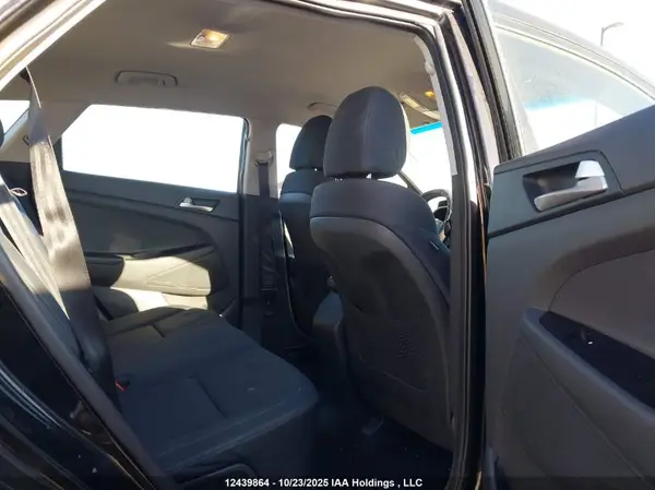 KM8J2CA44KU855647 2019 HYUNDAI TUCSON - Image 8