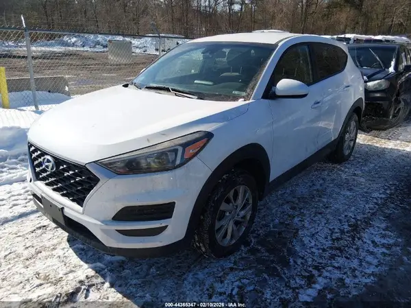 KM8J2CA44KU858824 2019 HYUNDAI TUCSON - Image 2
