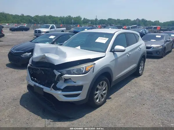 KM8J2CA44KU869936 2019 HYUNDAI TUCSON - Image 2