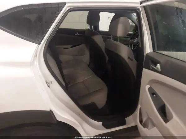 KM8J2CA44KU907407 2019 HYUNDAI TUCSON - Image 8