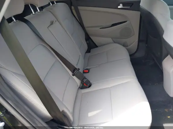 KM8J2CA44KU916687 2019 HYUNDAI TUCSON - Image 8