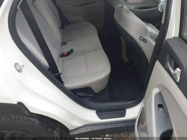 KM8J2CA44KU919086 2019 HYUNDAI TUCSON - Image 8