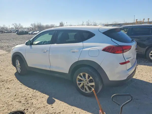 KM8J2CA44KU941511 2019 HYUNDAI TUCSON - Image 2