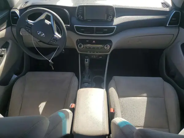 KM8J2CA44KU941511 2019 HYUNDAI TUCSON - Image 8