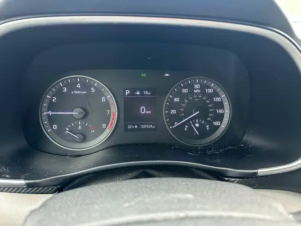 KM8J2CA44KU945946 2019 HYUNDAI TUCSON - Image 8