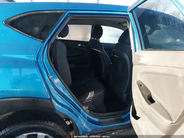 KM8J2CA44KU946630 2019 HYUNDAI TUCSON - Image 8