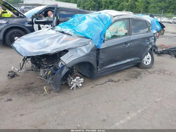 KM8J2CA44KU963296 2019 HYUNDAI TUCSON - Image 2