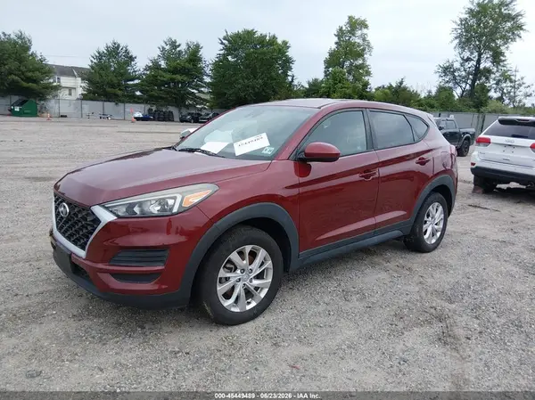 KM8J2CA44KU979112 2019 HYUNDAI TUCSON - Image 2