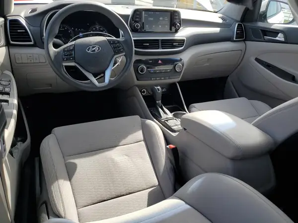 KM8J2CA44KU980129 2019 HYUNDAI TUCSON - Image 8