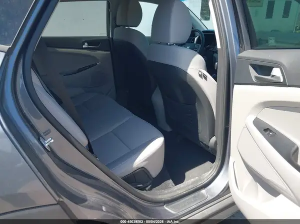 KM8J2CA44KU988621 2019 HYUNDAI TUCSON - Image 8