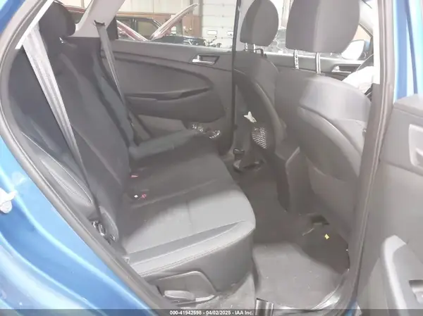 KM8J2CA44LU239822 2020 HYUNDAI TUCSON - Image 8