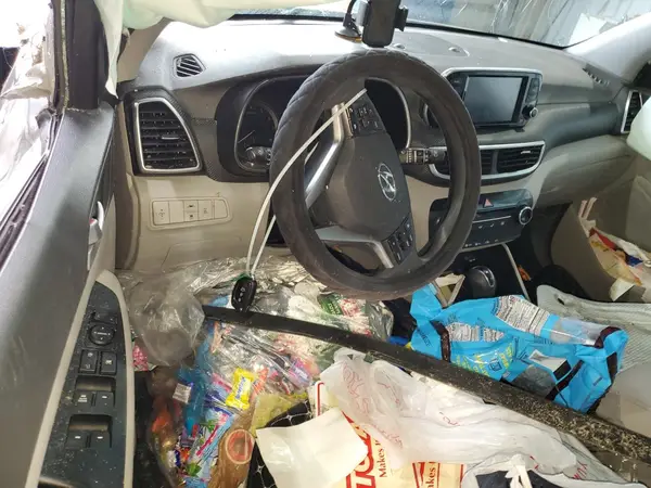 KM8J2CA44LU242168 2020 HYUNDAI TUCSON - Image 8