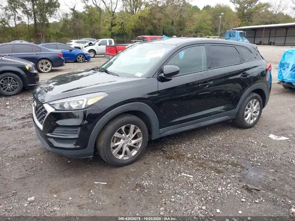 KM8J2CA44LU280869 2020 HYUNDAI TUCSON - Image 2