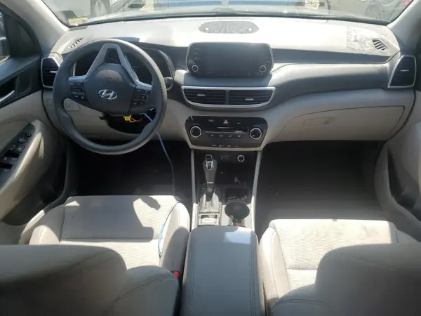 KM8J2CA44MU293557 2021 HYUNDAI TUCSON - Image 8