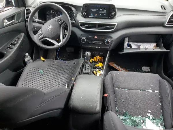 KM8J2CA44MU341882 2021 HYUNDAI TUCSON - Image 8