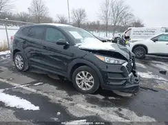 KM8J2CA44MU344684 2021 HYUNDAI TUCSON