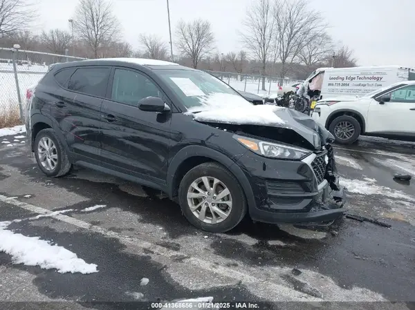 KM8J2CA44MU344684 2021 HYUNDAI TUCSON - Image 1