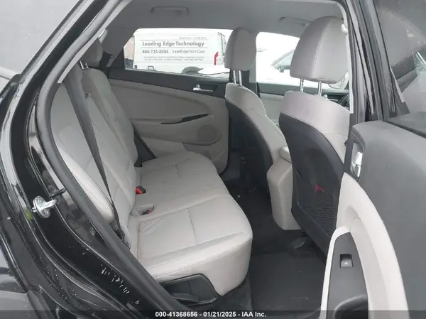 KM8J2CA44MU344684 2021 HYUNDAI TUCSON - Image 8